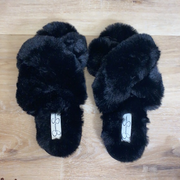 NWOT Jessica Simpson Faux Fur Slippers - Picture 2 of 6